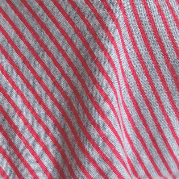 Route 66 Women's Rayon Blend Red & Grey Pinstripe Cold Shoulder Cut Out Top M - Picture 7 of 8